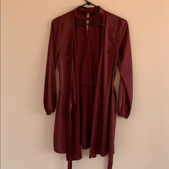 Dress - Picture 2 of 2